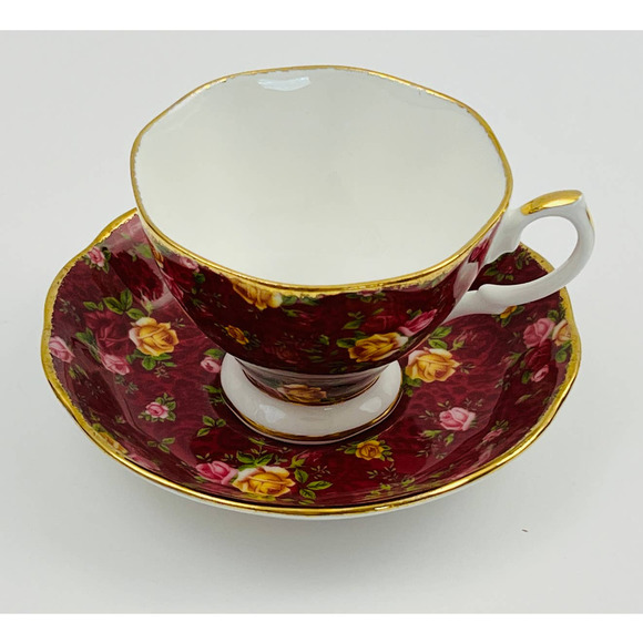 Royal Albert England Old Country Roses Ruby Lace Bone China Cup & Saucer New - Picture 13 of 16